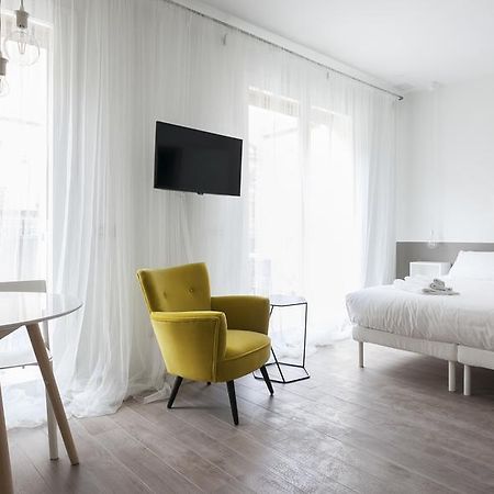 Italianway-Poma Apartment Milano Ngoại thất bức ảnh